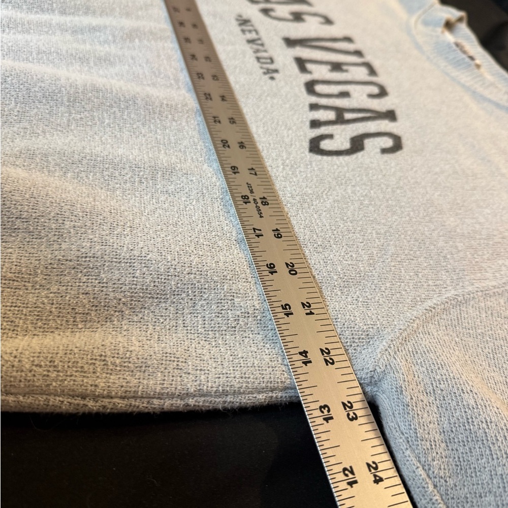 Heathered gray Las Vegas Sweatshirt - Picture 5 of 8